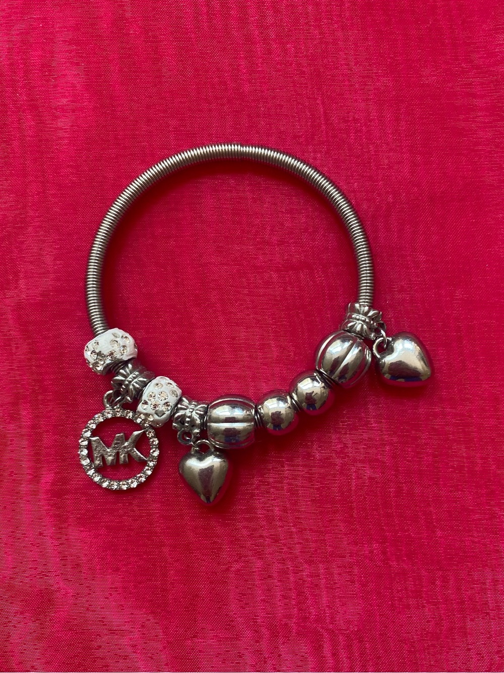 MICHAEL KORS CHARM BRACELET